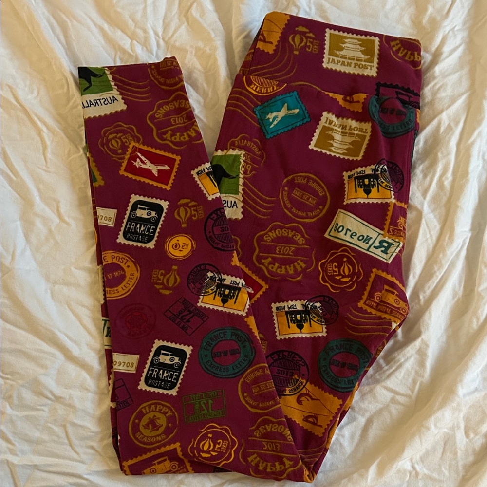 LuLaRoe earth tones rust Travel postal Stamp Leggings